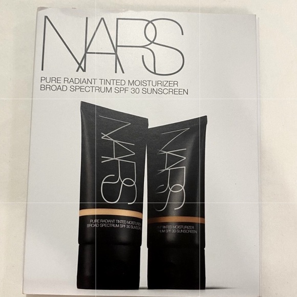 ๐ฅณ NARS Deluxe Bestsellers Travel Set-6 Piece Bundle- Red - Picture 15 of 15